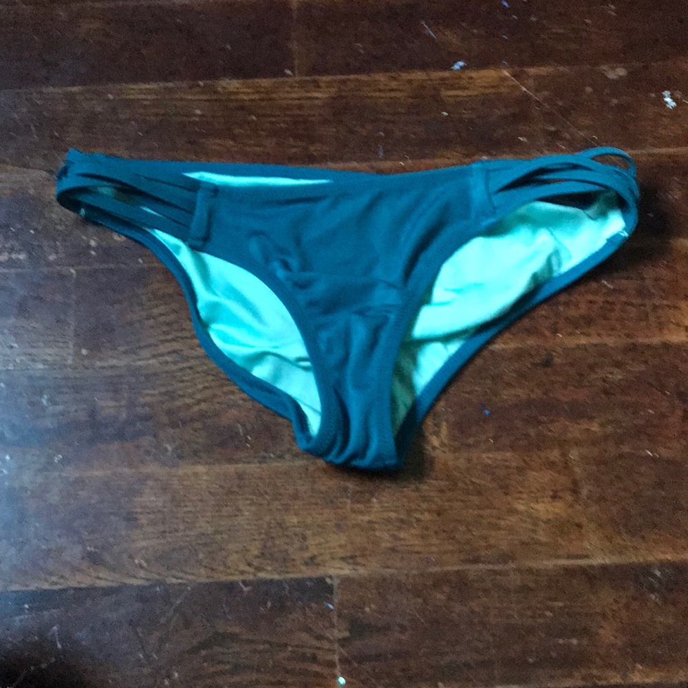 Swimsuit bottoms